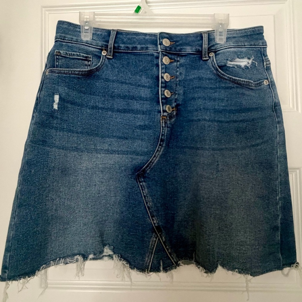 Maurice’s Stretch Denim Button-Up Jean Skirt Size 12 - Picture 2 of 9